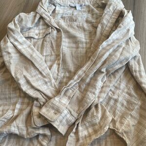 Old Navy Cream Plaid Boyfriend Shirt